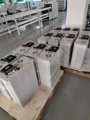 RV 12v LFP ব্যাটারি ABS IP65 Lifepo4 ব্যাটারি 100ah বাড়ির যন্ত্রপাতির জন্য