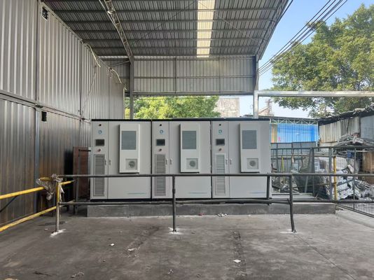 LiFePo4 100Ah ব্যাটারি BESS ব্যাটারি শক্তি সঞ্চয় ব্যবস্থা এবং স্থিতিশীল শক্তি আউটপুট